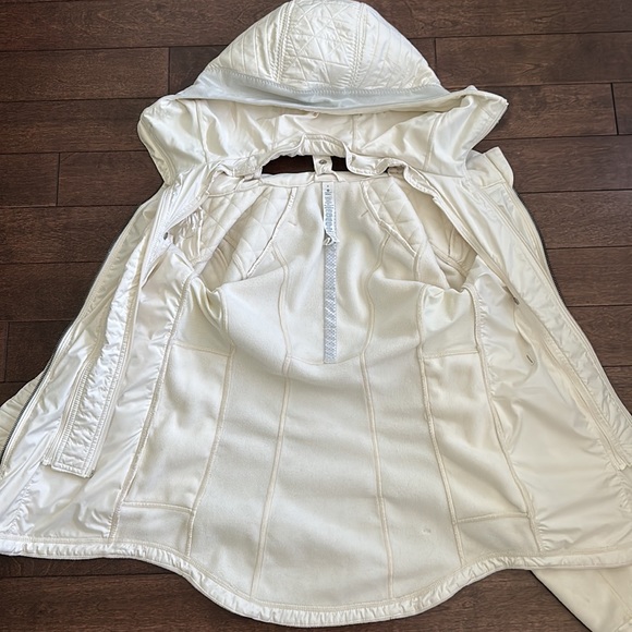 Lululemon Fleecy Keen Jacket II in Ghost 4 RARE Unicorn 🦄 - Picture 11 of 16